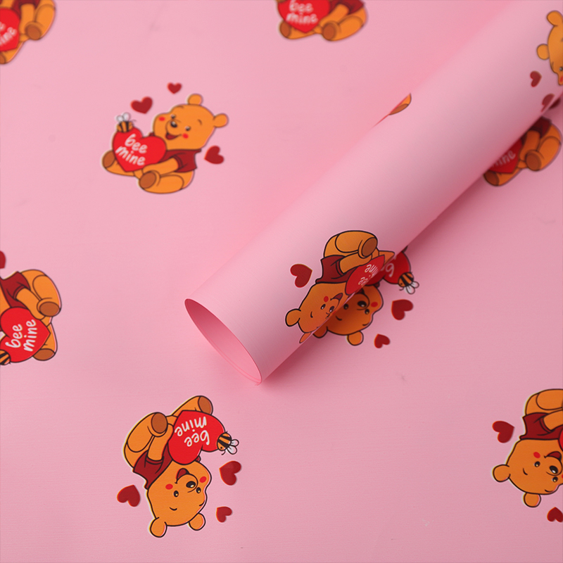Winnie the Pooh Bouquet Wrapping Paper