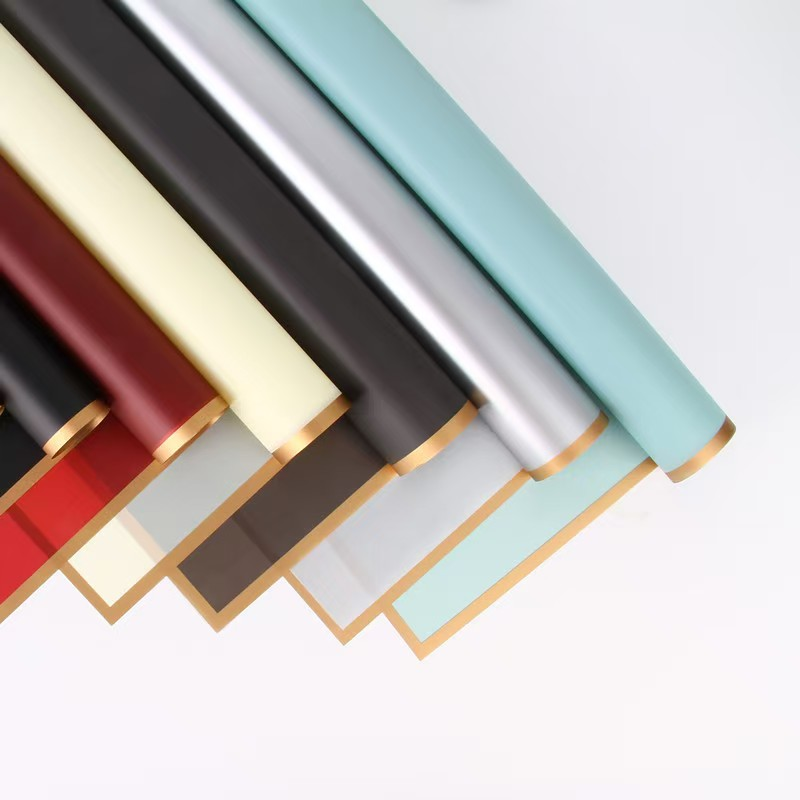 Gold-Rimmed Jelly Flower Wrapping Paper