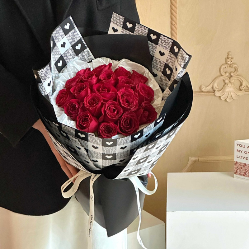 Heart-Patterned Plaid Wrapping Paper