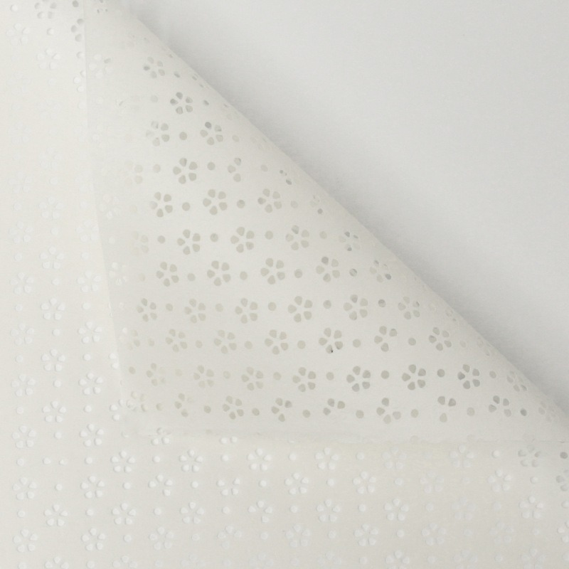 微信图片_20260401165729_5252_1 LR Elegant Floral Cutout Bouquet Wrapping Paper