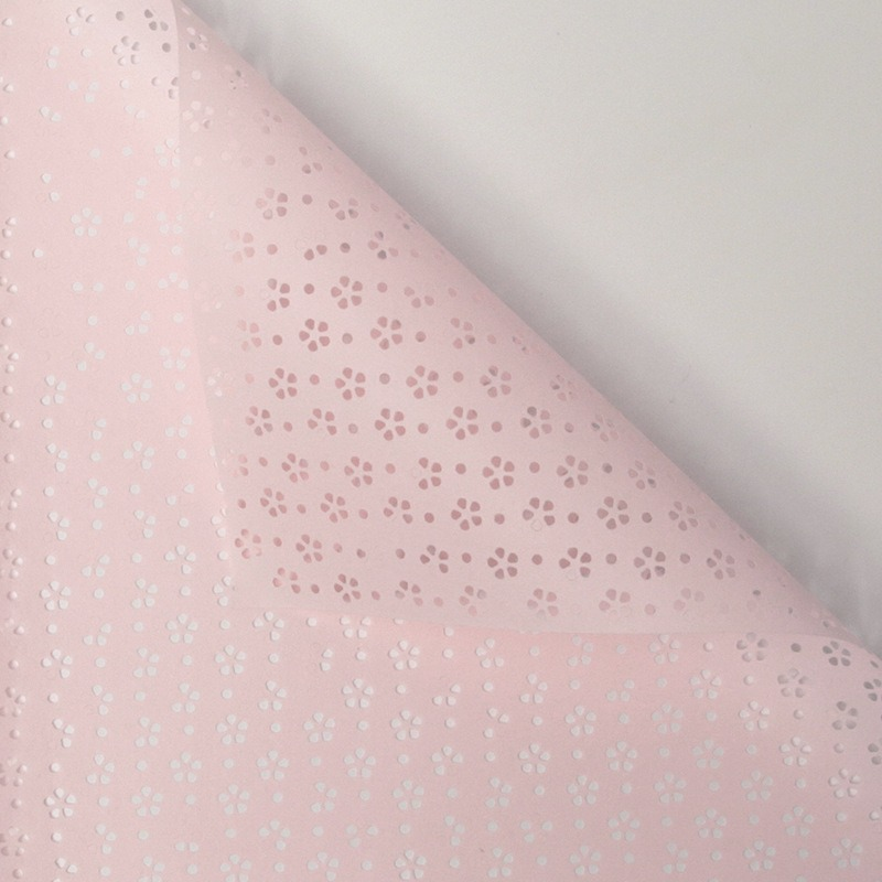 微信图片_20260401165733_5253_1 LR Elegant Floral Cutout Bouquet Wrapping Paper