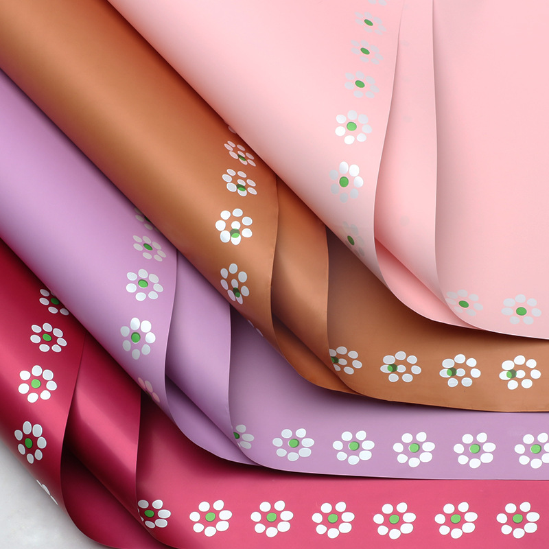 LR Exquisite Floral Wrapping Paper