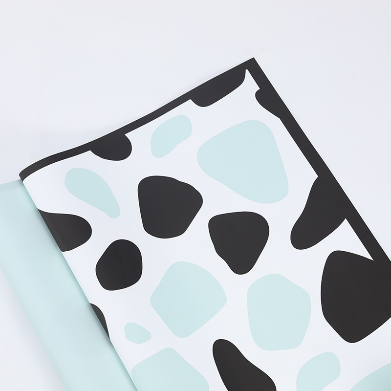 LR Patterned Bouquet Wrapping Paper