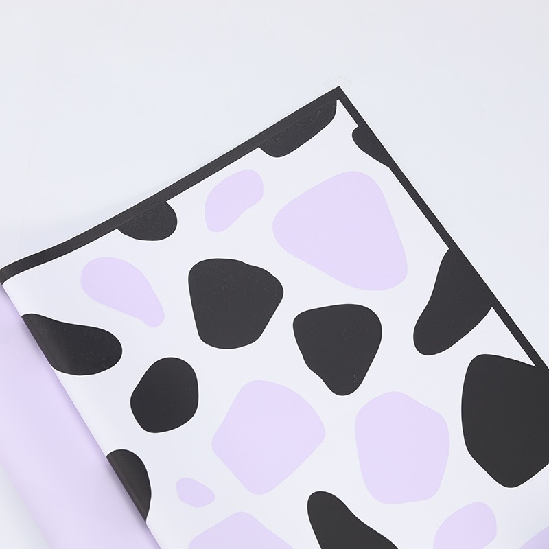 LR Patterned Bouquet Wrapping Paper