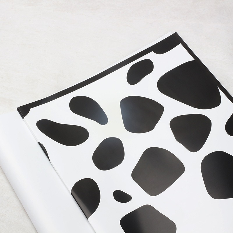 LR Patterned Bouquet Wrapping Paper