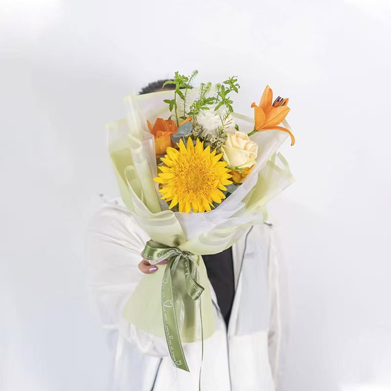 LR Floral Wrapping Paper with Transparent Edges