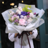 LR Minimalist-Style Photo Frame & Bouquet Wrapping Paper
