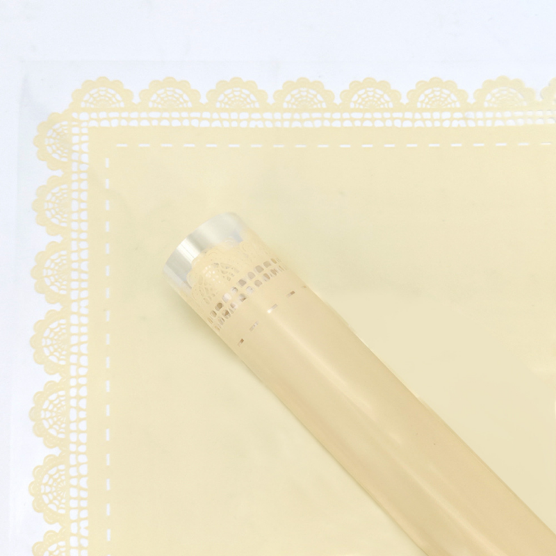 微信图片_20260402084526_5693_1 LR Lace-Edged Cellophane Flower Wrapping Paper