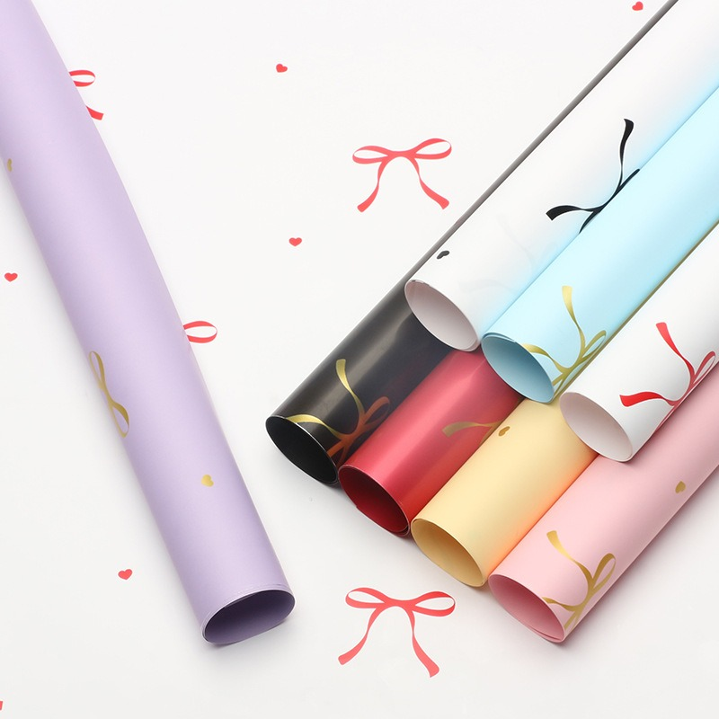 LR Flower Wrapping Paper with Heart-Shaped Knot Design