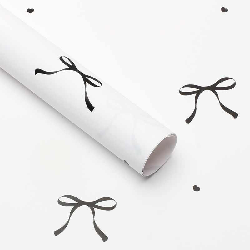 LR Flower Wrapping Paper with Heart-Shaped Knot Design