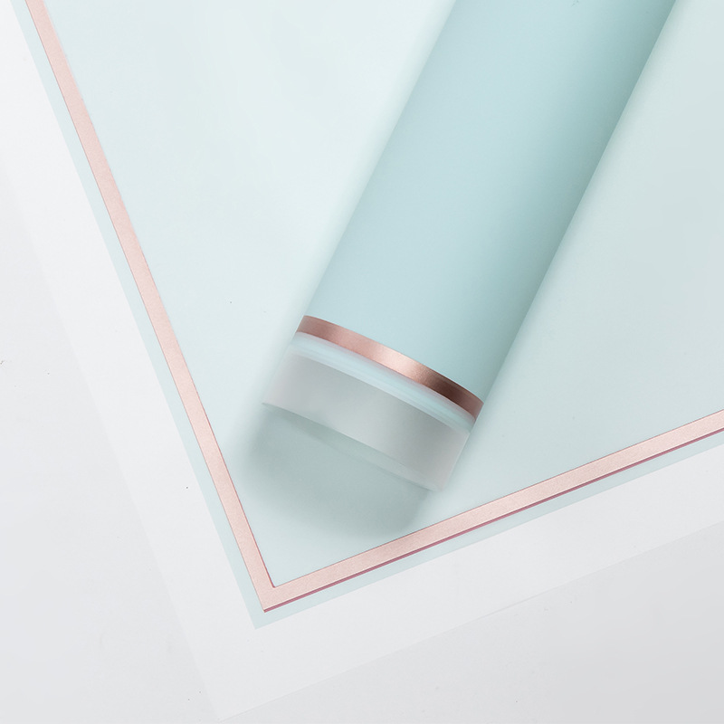 LR Luxurious and Minimalist Floral Wrapping Paper