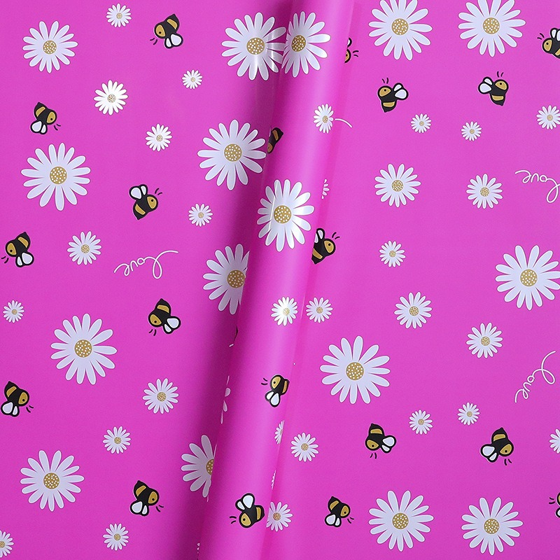 LR Daisy and Bee Bouquet Wrapping Paper