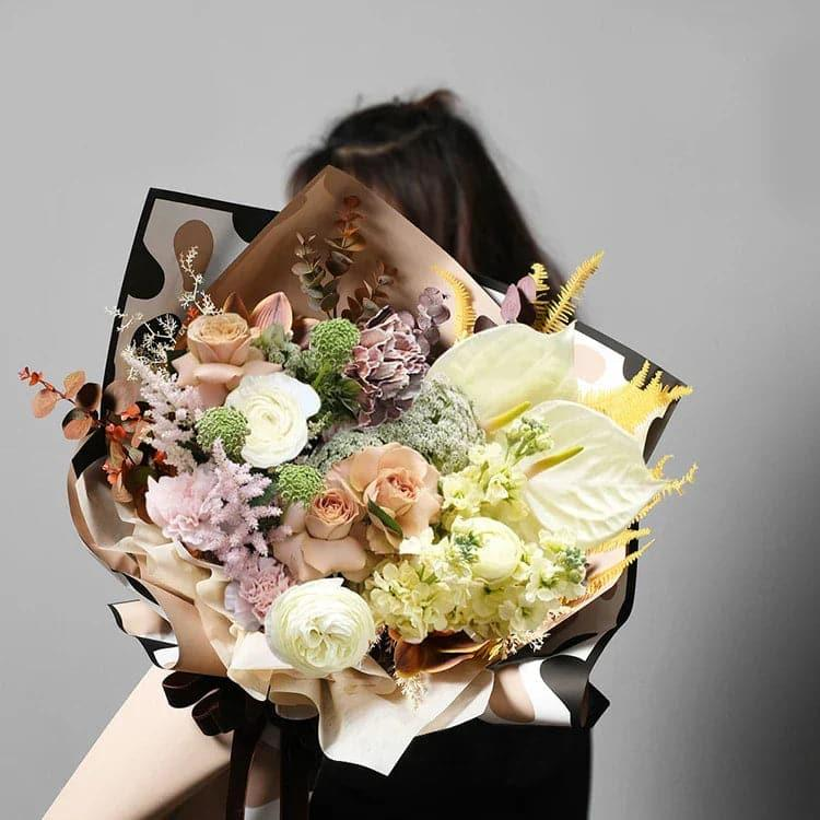 LR Cow-Print Bouquet Wrapping Paper