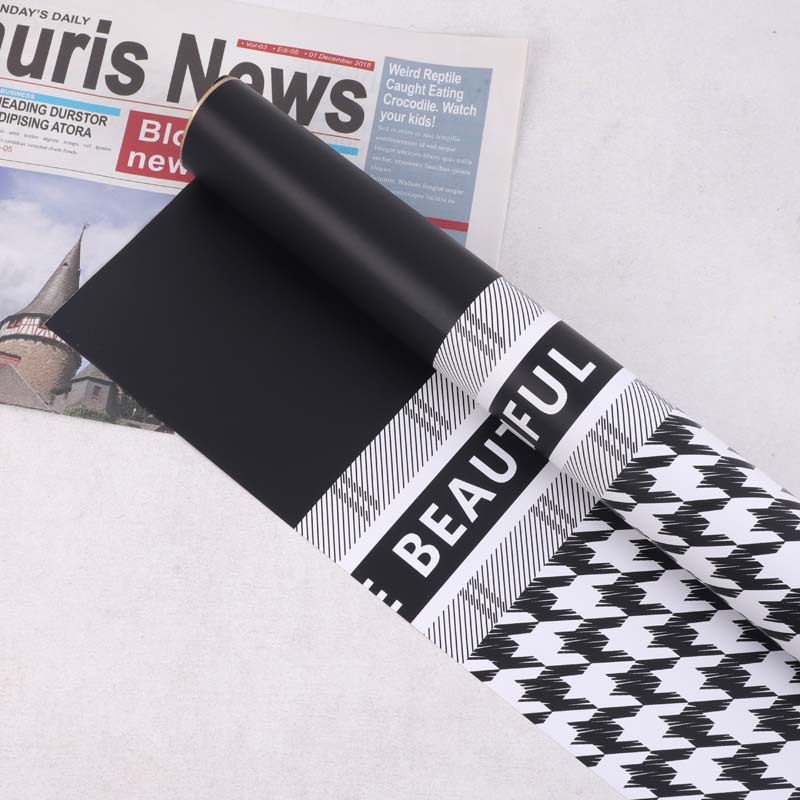 微信图片_20260402201415_6298_1 LR Houndstooth Pattern Wrapping Paper