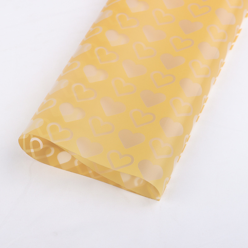 LR Xiao Ai's Floral-Patterned Wrapping Paper