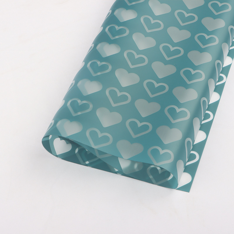 LR Xiao Ai's Floral-Patterned Wrapping Paper
