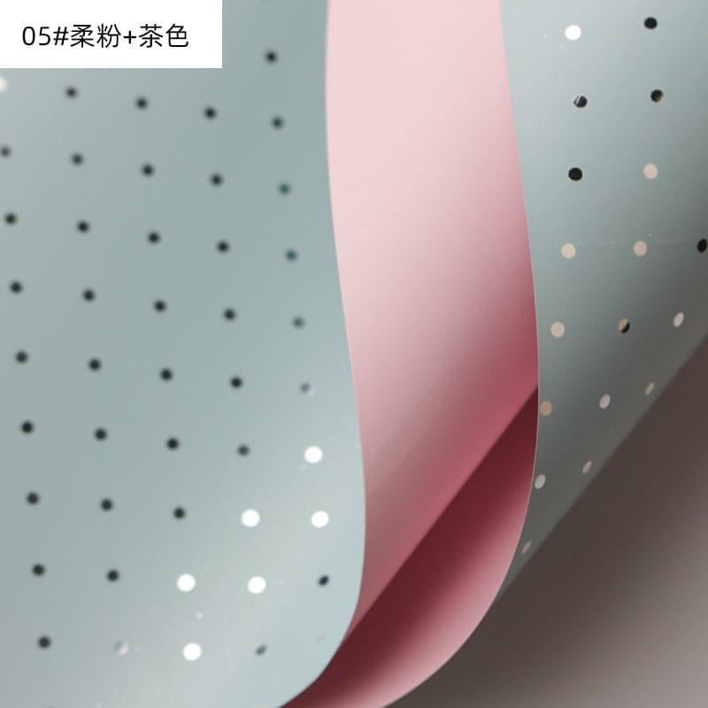 微信图片_20260403211617_6683_1 LR Polka Dot and Floral Wrapping Paper