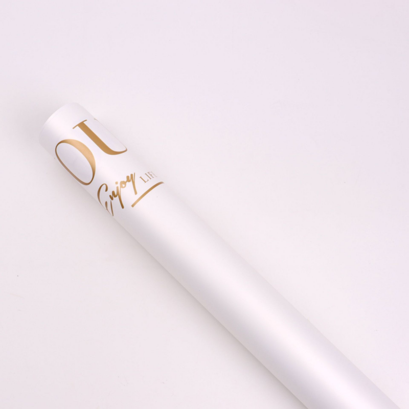 微信图片_20260403212236_6697_1 LR "Embrace of Love" Bouquet Wrapping Paper