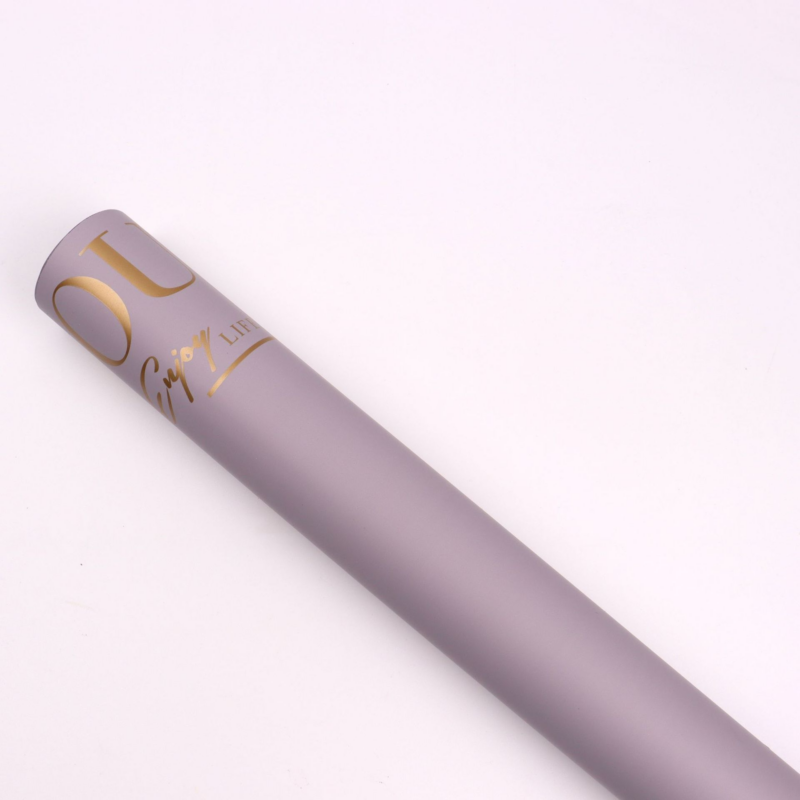 微信图片_20260403212339_6706_1 LR "Embrace of Love" Bouquet Wrapping Paper