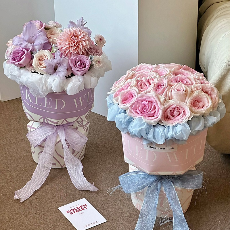 微信图片_20260405010528_7121_1 Heart-to-Heart Flower Wrapping Paper