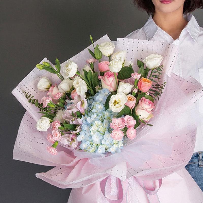 微信图片_20260406214126_7304_1 The Beginning of Love: Floral Wrapping Paper