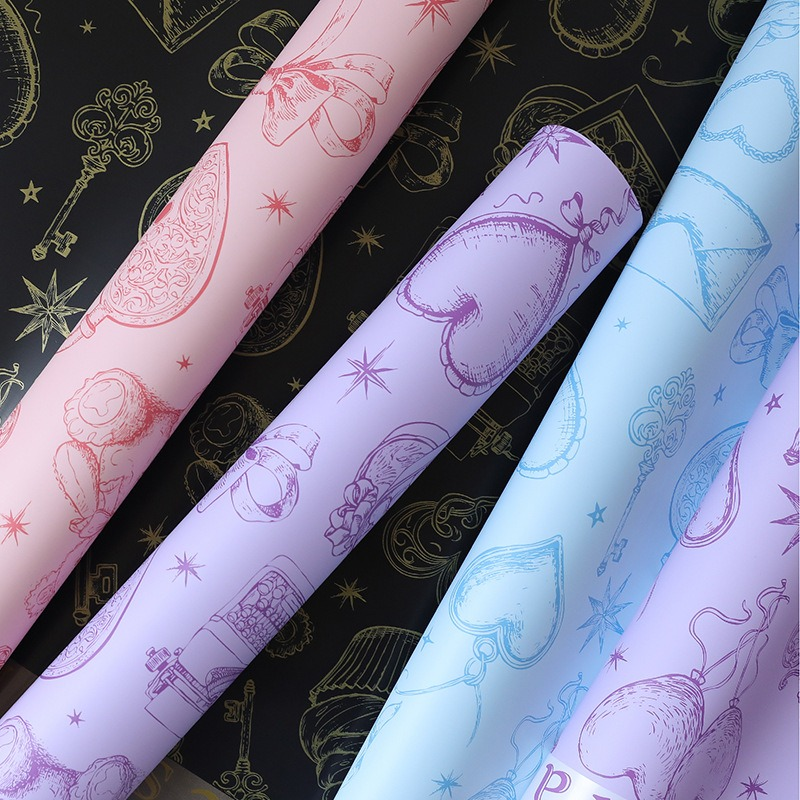微信图片_20260407150959_7517_1 Birthday Flower Bouquet Wrapping Paper with a Teddy Bear Pattern
