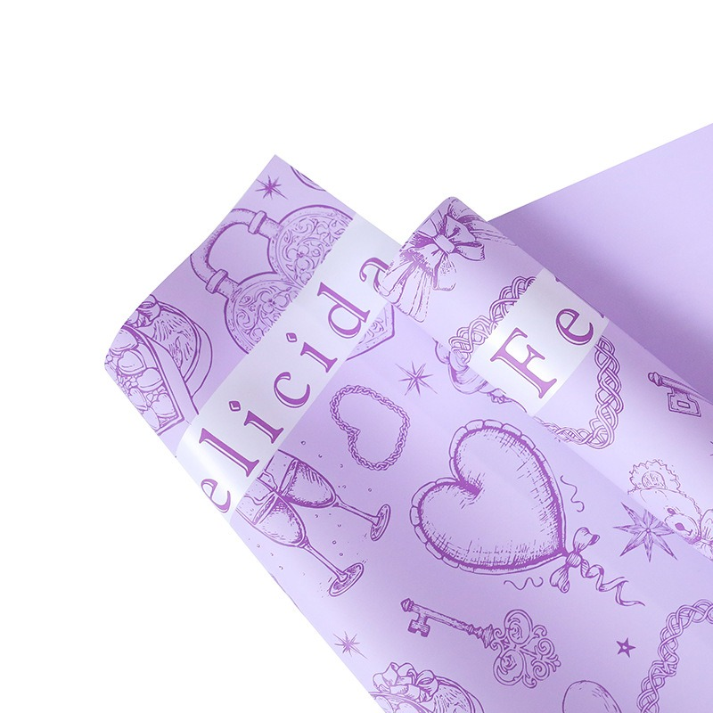 微信图片_20260407151025_7522_1 Birthday Flower Bouquet Wrapping Paper with a Teddy Bear Pattern