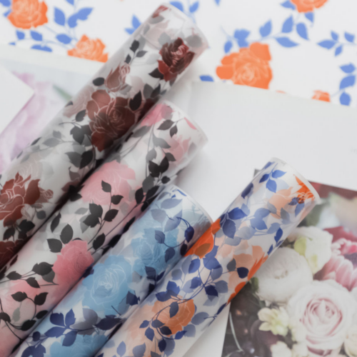 Roes Floral Gift Wrapping PaperSize: 57*57 cm ± 1 cm Quantity: 20 sheets/pack Waterproof