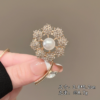 Vintage Decorative Pins & Clothing Accessories