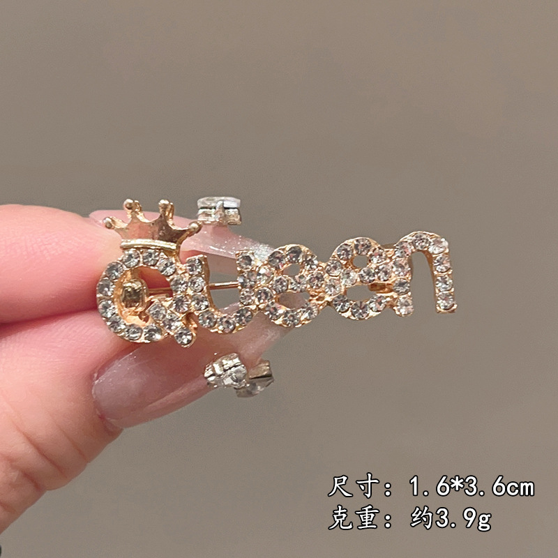 Vintage Decorative Pins & Clothing Accessories