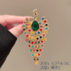 Vintage Decorative Pins & Clothing Accessories