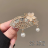 Vintage Decorative Pins & Clothing Accessories