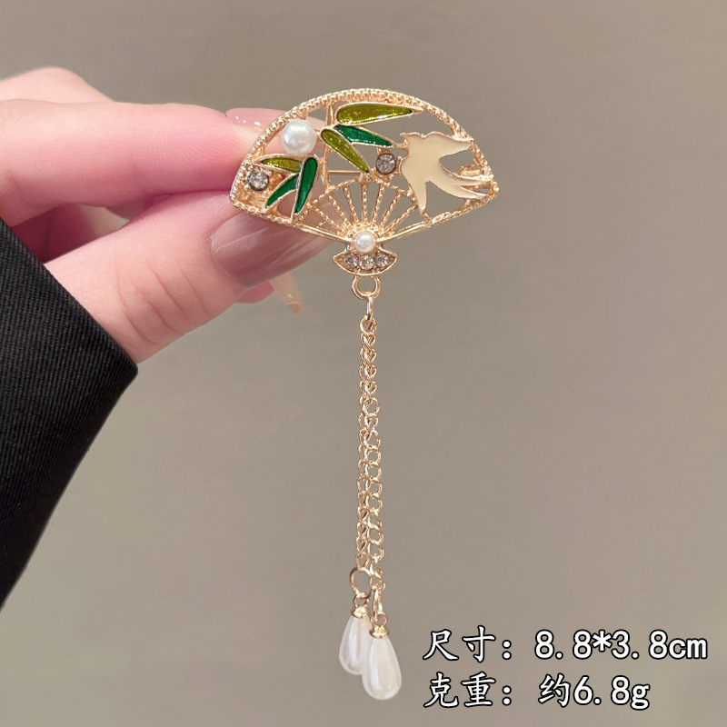 微信图片_20260413090803_9006_1 Elegant and Sophisticated Brooch Pin