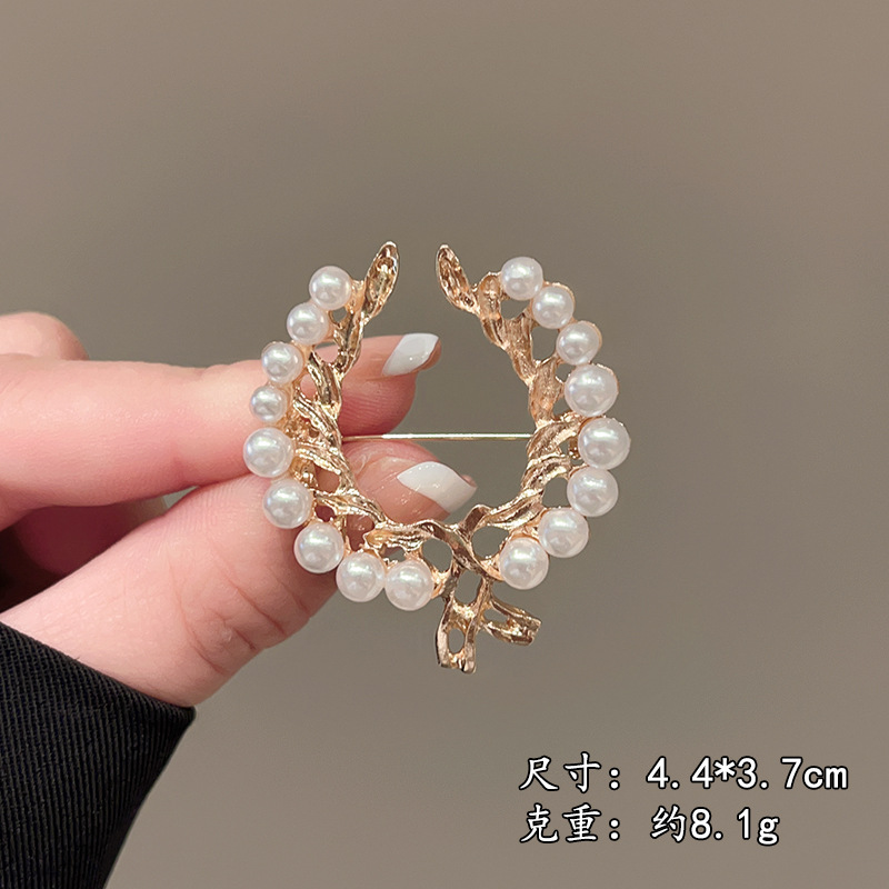 微信图片_20260413090827_9009_1 Elegant and Sophisticated Brooch Pin