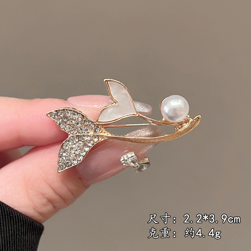 微信图片_20260413091133_9024_1 Elegant and Sophisticated Brooch Pin