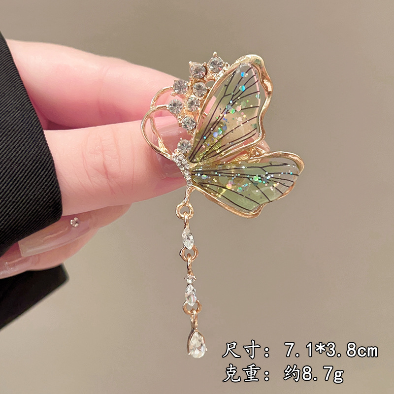 微信图片_20260413091431_9038_1 Elegant and Sophisticated Brooch Pin