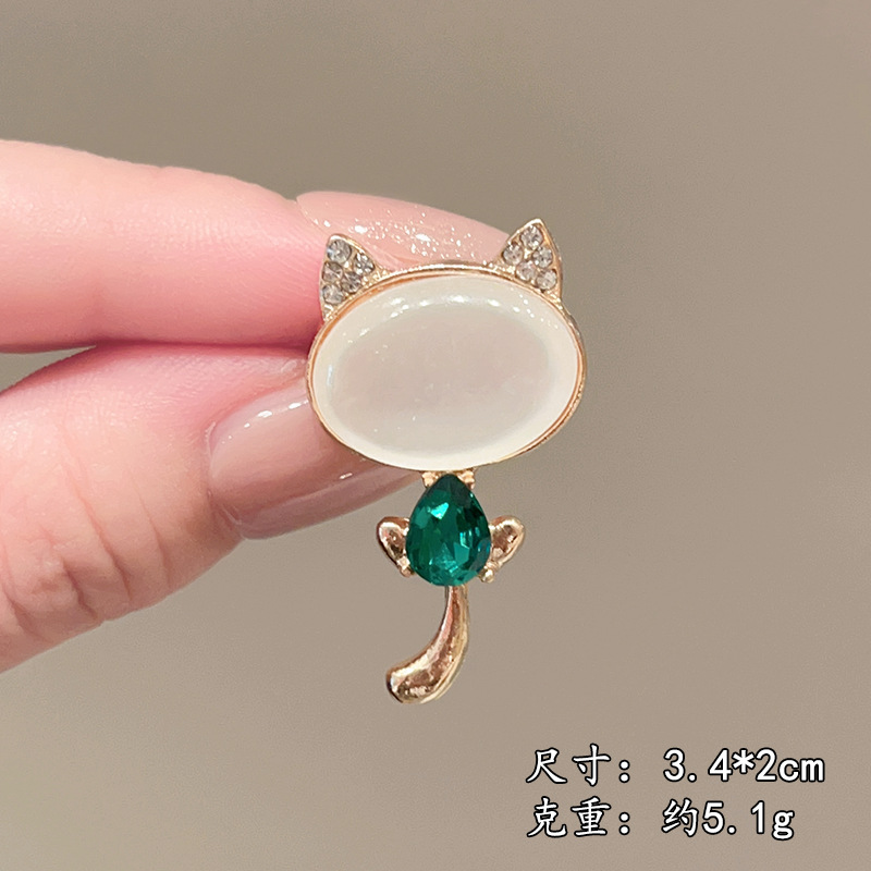 微信图片_20260413091546_9043_1 Elegant and Sophisticated Brooch Pin
