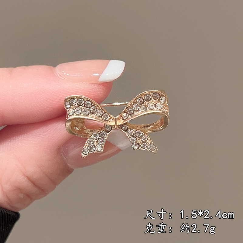 微信图片_20260413091834_9050_1 Elegant and Sophisticated Brooch Pin