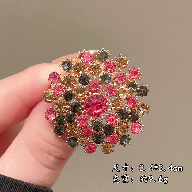Premium Lapel Pin: High-End, Versatile Brooch for Coats and Suits