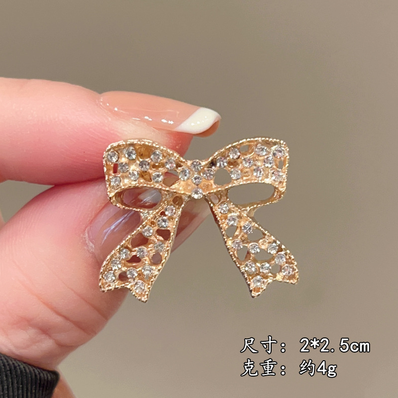Premium Lapel Pin: High-End, Versatile Brooch for Coats and Suits