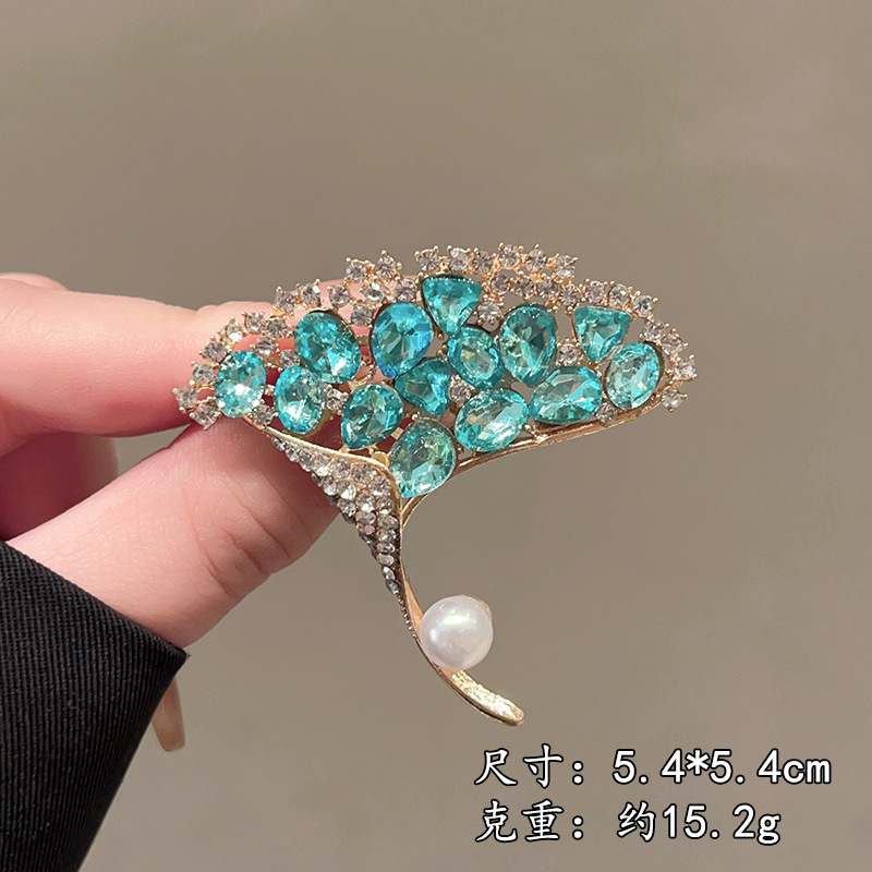Premium Lapel Pin: High-End, Versatile Brooch for Coats and Suits