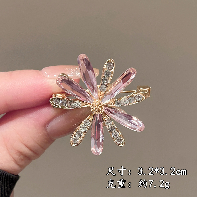 Premium Lapel Pin: High-End, Versatile Brooch for Coats and Suits