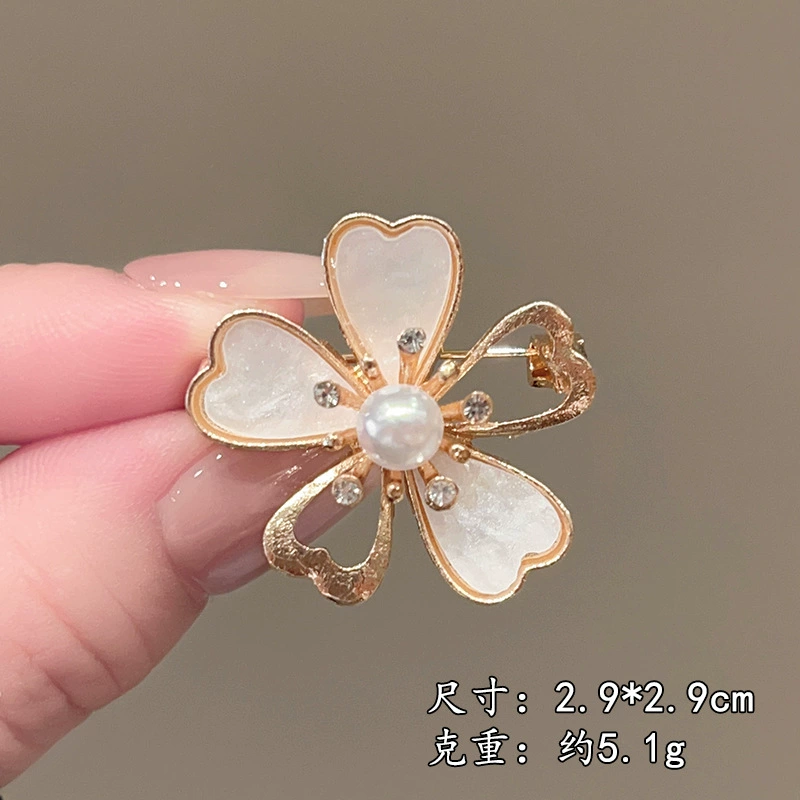 Premium Lapel Pin: High-End, Versatile Brooch for Coats and Suits