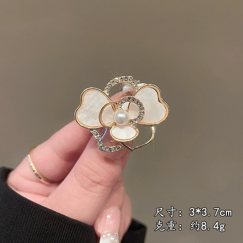 Premium Lapel Pin: High-End, Versatile Brooch for Coats and Suits