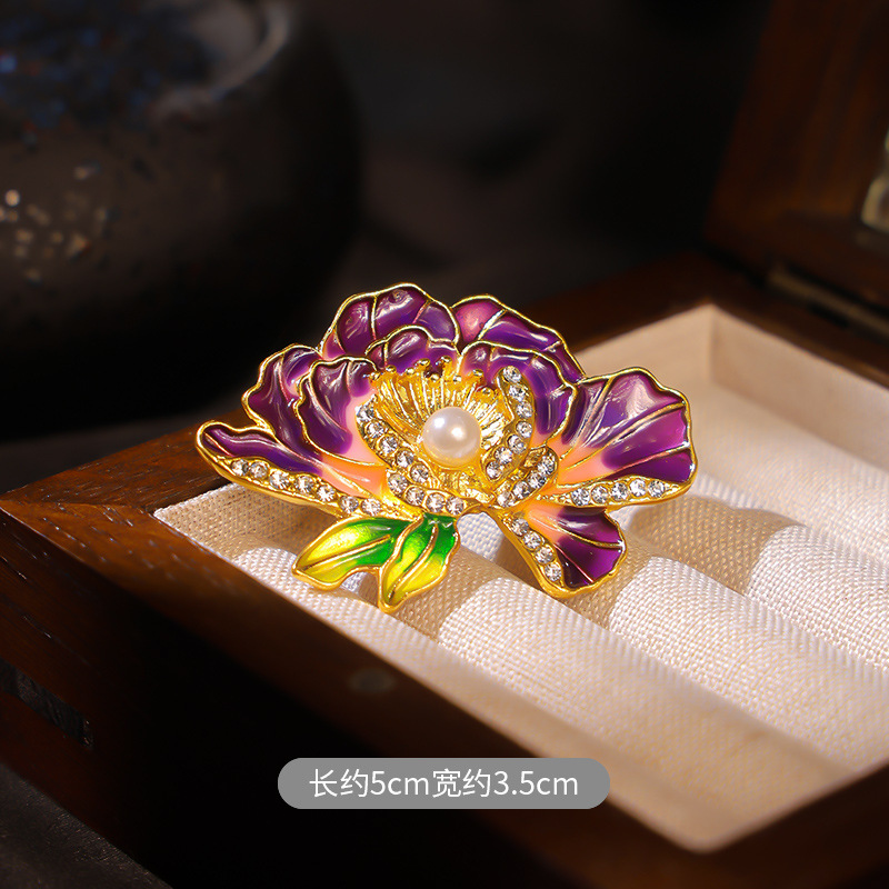 Minimalist Lapel Pin Accessory (Chest-Flower Style) for Suits and Coats