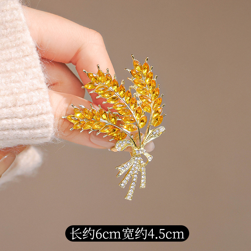 Minimalist Lapel Pin Accessory (Chest-Flower Style) for Suits and Coats