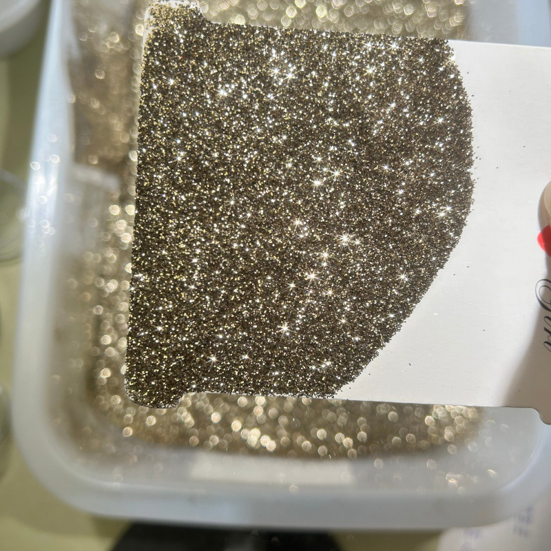 Fine powder, glitter powder, glitter powder